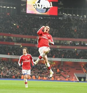 Images Dated 20th January 2010: Thomas Vermaelen celebrates scoring the 3rd Arsenal goal with Tomas Rosicky