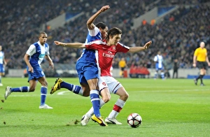 Tomas Rosicky (Arsenal) Alvaro Pereria (Porto). FC Porto 2:1 Arsenal, UEFA Champions League Tomas Rosicky (Arsenal) Alvaro Pereria (Porto). FC Porto 2:1 Arsenal, UEFA Champions League