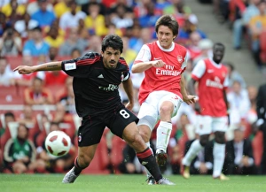 Tomas Rosicky (Arsenal) Gennaro Gattuso (Milan). Arsenal 1:1 AC Milan. Emirates Cup Tomas Rosicky (Arsenal) Gennaro Gattuso (Milan). Arsenal 1:1 AC Milan. Emirates Cup
