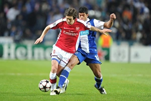 Tomas Rosicky (Arsenal) Hulk (Porto). FC Porto 2:1 Arsenal, UEFA Champions League Tomas Rosicky (Arsenal) Hulk (Porto). FC Porto 2:1 Arsenal, UEFA Champions League