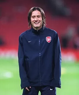 Images Dated 29th October 2007: Tomas Rosicky (Arsenal) warms up before the match