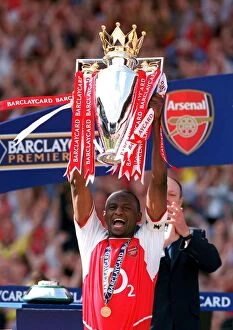 Images Dated 24th May 2004: Vieira Trophy 8 040515AFC.jpg