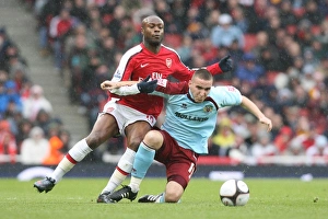 Images Dated 8th March 2009: William Gallas (Arsenal) Martin Paterson (Burnley)