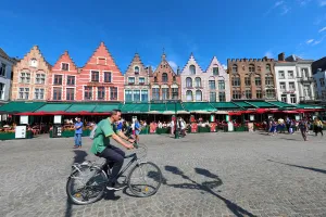 Guild houses converted into restaurants in the Market Square or Markt, Bruges, Belgium Guild houses converted into restaurants in the Market Square or Markt, Bruges, Belgium