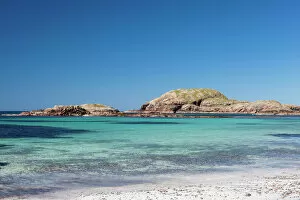 Bay at the back of the Ocean on Iona, Scotland