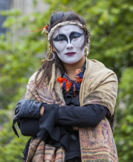A performer at the 2015 Edinburgh Fringe Festival, Scotland A performer at the 2015 Edinburgh Fringe Festival, Scotland