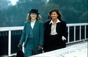 Meryl Streep and Tracey Ullman in a scene from Plenty (1985) Meryl Streep and Tracey Ullman in a scene from Plenty (1985)