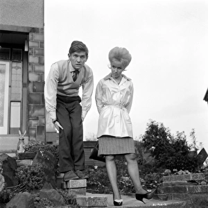 Tom Courtenay and Gwendolyn Watts in Billy Liar (1963) Tom Courtenay and Gwendolyn Watts in Billy Liar (1963)