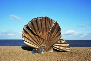 Maggi Hambling's Scallop Shell Sculpture Print