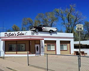 CJ3 4038 De Sotos Salon