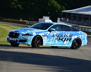 <b class=qtipBold><figcaption>CJ6 9068 Graham Moss, Jaguar XJR575</figcaption></b><br>Graham Moss, Jaguar XJR575, First Glance, Goodwood Festival of Speed, 2017, Peaks of Performance, Motorsports Game Changers, automobiles, cars, entertainment, Festival of Speed, FoS, Goodwood, heritage, contemporary, modern, hill climb, July, June, motor sport, motorcars, nostalgia, racing, speed, sports, West Sussex., Moving Motor Show,<br><em>© 2017 Chris McEvoy, www.cjm-photography.co.uk, all rights reserved</em> CJ6 9068 Graham Moss, Jaguar XJR575