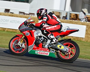 <b class=qtipBold><figcaption>CJ6 9285 Matt Neal, Honda CBR1000RR</figcaption></b><br>Matt Neal, Honda CBR1000RR, Goodwood Festival of Speed, 2017, Peaks of Performance, Motorsports Game Changers, automobiles, cars, entertainment, Festival of Speed, FoS, Goodwood, heritage, contemporary, modern, hill climb, July, June, motor sport, motorcars, nostalgia, racing, speed, sports, West Sussex., Moving Motor Show, motor bike racing, sports bikes, motor cycles, motorcycles, bikes, two wheels,<br><em>© 2017 Chris McEvoy, www.cjm-photography.co.uk, all rights reserved</em> CJ6 9285 Matt Neal, Honda CBR1000RR