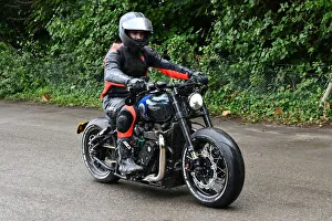 CJ9 1020 Thornton Hundred Bobber, Road bikes CJ9 1020 Thornton Hundred Bobber, Road bikes