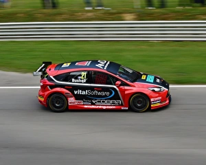 <b class=qtipBold><figcaption>CM11 2490 Mike Bushell, Ford Focus</figcaption></b><br>Mike Bushell, Ford Focus, BTCC Finale 2015 Brands Hatch 11th Oct, Brands Hatch, British Touring Car Championship, BTCC, BTCC Finale 2015 Brands Hatch, BTCC Finale 2015 Brands Hatch 11th Oct, cars, finale, Kent, motorsport, racing cars, season finale, sports cars, vehicles, racing, racing cars, touring cars, circuit racing, race track,<br><em>© ©2015 Chris McEvoy, all rights reserved, www.cjm-photography.co.uk</em> CM11 2490 Mike Bushell, Ford Focus