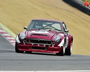 <b class=qtipBold><figcaption>CM13 9283 Phil Walker, MGB GT V8</figcaption></b><br>Phil Walker, MGB GT V8, Bernies V8s, American Speedfest IV, Brands Hatch, June 2016, automobiles, Autosport, cars, circuit racing, England, entertainment, European, June 2016 June 2016, Kent, motor racing, motor sport, motorracing, racing, track racing, nostalgia, classic cars, historic cars, sports cars, gt cars,<br><em>© ©2016 Chris McEvoy, all rights reserved, www.cjm-photography.co.uk.</em> CM13 9283 Phil Walker, MGB GT V8