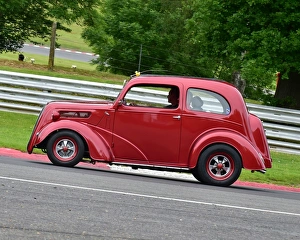 <b class=qtipBold><figcaption>CM14 0906</figcaption></b><br>Vintage Hot Rod Association, VHRA, National Street Rod Association, NSRA, American Speedfest IV, Brands Hatch, June 2016, automobiles, Autosport, Brands Hatch, cars, circuit racing, England, entertainment, European, June 2016 June 2016, Kent, motor racing, motor sport, motorracing, racing,<br><em>© ©2016 Chris McEvoy, all rights reserved, www.cjm-photography.co.uk.</em> CM14 0906