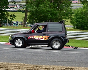 <b class=qtipBold><figcaption>CM14 0918</figcaption></b><br>Vintage Hot Rod Association, VHRA, National Street Rod Association, NSRA, American Speedfest IV, Brands Hatch, June 2016, automobiles, Autosport, Brands Hatch, cars, circuit racing, England, entertainment, European, June 2016 June 2016, Kent, motor racing, motor sport, motorracing, racing,<br><em>© ©2016 Chris McEvoy, all rights reserved, www.cjm-photography.co.uk.</em> CM14 0918