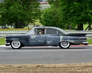 <b class=qtipBold><figcaption>CM14 0922</figcaption></b><br>Vintage Hot Rod Association, VHRA, National Street Rod Association, NSRA, American Speedfest IV, Brands Hatch, June 2016, automobiles, Autosport, Brands Hatch, cars, circuit racing, England, entertainment, European, June 2016 June 2016, Kent, motor racing, motor sport, motorracing, racing,<br><em>© ©2016 Chris McEvoy, all rights reserved, www.cjm-photography.co.uk.</em> CM14 0922