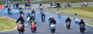 <b class=qtipBold><figcaption>CM15 8228 Italian scooters on track</figcaption></b><br>Italian scooters on track, Lambretta, Vespa, Festival Italia, Brands Hatch, Kent, August 14th, 2016, circuit racing, competition, Ferrari, Festival Italia, FIAT, Italian, Kent, Lancia, motorcycles, motorsport, racing, scooters, vehicles, sport, cars,<br><em>© 2016 Chris McEvoy, all rights reserved, www.cjm-photography.co.uk</em> CM15 8228 Italian scooters on track