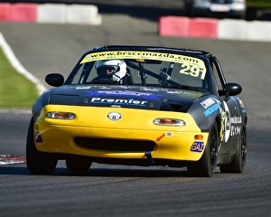 <b class=qtipBold><figcaption>CM18 6592 Luke Souch, Mazda MX-5</figcaption></b><br>Luke Souch, Mazda MX-5, BRSCC Mazda MX-5 Championship, MX-5 Supercup. HRDC, BRSCC, Brands Hatch, Season opener, Race Weekend, April, 2017, British Racing and Sports Car Club,, cars, Championship, classic cars, classic event, Classic motorracing, Classic Racing Cars, England, motor racing, motor sport, motorracing, motorsport, nostalgia, racing, racing cars, retro, saloon cars, sports cars, Kent England, MSV,<br><em>© 2017 www.cjm-photography.co.uk,all rights reserved</em> CM18 6592 Luke Souch, Mazda MX-5
