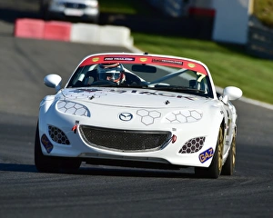 <b class=qtipBold><figcaption>CM18 6597 Alex Miller, Mazda MX-5</figcaption></b><br>Alex Miller, Mazda MX-5, BRSCC Mazda MX-5 Championship, MX-5 Supercup. HRDC, BRSCC, Brands Hatch, Season opener, Race Weekend, April, 2017, British Racing and Sports Car Club,, cars, Championship, classic cars, classic event, Classic motorracing, Classic Racing Cars, England, motor racing, motor sport, motorracing, motorsport, nostalgia, racing, racing cars, retro, saloon cars, sports cars, Kent England, MSV,<br><em>© 2017 www.cjm-photography.co.uk,all rights reserved</em> CM18 6597 Alex Miller, Mazda MX-5