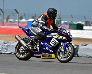 <b class=qtipBold><figcaption>CM2 3340 Matthew Beale, Yamaha</figcaption></b><br>Matthew Beale, Yamaha, Morello Services MRO Power Bikes, 10th May 2014, bike racing, bikers, BMCRC, BMCRC-MRO Championships, British Racing Motorcycle Club, BRMC, motor bikes, motor cycle racing, motor cycles, MRO Minitwins, Silverstone, Silverstone 10th May 2014<br><em>© (C)2014 Chris McEvoy, all rights reserved, www.cjm-photography.co.uk.</em> CM2 3340 Matthew Beale, Yamaha