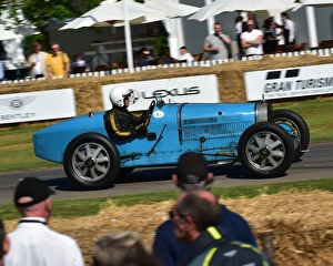 <b class=qtipBold><figcaption>CM20 0124 Julian Majzub, Bugatti 35B</figcaption></b><br>Julian Majzub, Bugatti 35B, Goodwood Festival of Speed, 2017, Peaks of Performance, Motorsports Game Changers, automobiles, cars, entertainment, Festival of Speed, FoS, Goodwood, heritage, contemporary, modern, hill climb, July, June, motor sport, motorcars, nostalgia, racing, speed, sports, West Sussex., Moving Motor Show,<br><em>© 2017 Chris McEvoy, www.cjm-photography.co.uk, all rights reserved</em> CM20 0124 Julian Majzub, Bugatti 35B