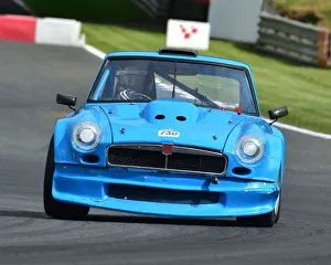 <b class=qtipBold><figcaption>CM24 0185 Lee Barnard, MGB GT V8</figcaption></b><br>Lee Barnard, MGB GT V8, Bernie's V8s, US Muscle Cars, American Speedfest VI, Brands Hatch, June 2018, automobiles, Autosport, cars, circuit racing, England, entertainment, European, June 2018, Kent, motor racing, motor sport, motorracing, racing, track racing, nostalgia, classic cars, historic cars, sports cars,<br><em>© 2018 Chris McEvoy, www.cjm-photography.co.uk, all rights reserved</em> CM24 0185 Lee Barnard, MGB GT V8