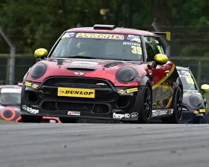 Drivers Gallery: CM25 2947 Lewis Brown, Mini F56 JCW