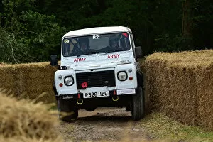 Motor Cars Collection: CM33 5571 Armed Forces Rally Team, Land Rover Defender Wolf XD, R2