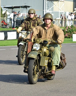 <b class=qtipBold><figcaption>CM4 9040 Army bikes</figcaption></b><br>Goodwood Revival 2014, Army bikes, Goodwood, Goodwood Revival 2014, Goodwood Transport Corps, Military bikes, motorcycles, rockers, WW II bikes.<br><em>© A© 2014 Chris McEvoy, all rights reserved, www.cjm-photography.co.uk.</em> CM4 9040 Army bikes