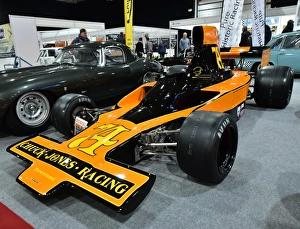 <b class=qtipBold><figcaption>CM6 1064 Steve Farthing, Lola T332</figcaption></b><br>Steve Farthing, Lola T332, Formula 5000, Race Retro 2015. 2015, Chuck Jones Racing, classic cars, historic cars, Lola T332, motor racing, motor sport, nostalgia, Race Retro, Race Retro 2015, racing cars, Steve Farthing, old racing cars,<br><em>© A©2015 Chris McEvoy, all rights reserved, www.cjm-photography.co.uk</em> CM6 1064 Steve Farthing, Lola T332