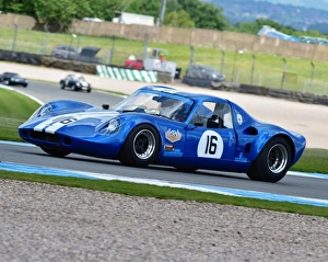 <b class=qtipBold><figcaption>CM8 0567 Phillip Nelson, Chevron B8</figcaption></b><br>Phillip Nelson, Chevron B8, Guards Trophy, HSCC Donington Park 30th May 2015, Chris McEvoy, circuit racing, CJM Photography, classic cars, Donington, Donington Park, England, GT cars, Guards Trophy, Guards Trophy Championship, historic cars, Historic Racing, Historic Sports Car Club, Historic Touring Car Championship, HSCC Donington Park 30th May 2015, motor racing, motor sport, motorsport, nostalgia, Race Meeting, racing cars, retro, sports cars, touring cars,<br><em>© ©2015 Chris McEvoy, all rights reserved, www.cjm-photography.co.uk</em> CM8 0567 Phillip Nelson, Chevron B8