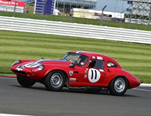<b class=qtipBold><figcaption>CM9 6040 Peter Newman, Owen Jaguar</figcaption></b><br>Peter Newman, Owen Jaguar, 15 YPG, Allcomers Handicap, Bentley Drivers Club Silverstone 1st Aug 2015, 1st August, Allcomers Handicap, BDC Silverstone 1st Aug 2015, Bentley, Bentley Drivers Club, circuit racing, Classic Racing Cars, historic racing cars, nostalgia, Silverstone, Silverstone Race, Silverstone Race Meeting.<br><em>© ©2015 Chris McEvoy, all rights reserved, www.cjm-photography.co.uk</em> CM9 6040 Peter Newman, Owen Jaguar
