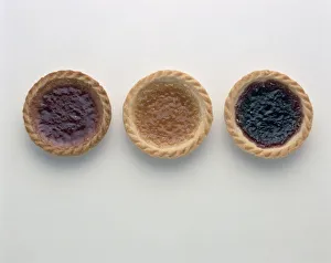<b class=qtipBold><figcaption>3 tarts</figcaption></b><br><em>© Dorling Kindersley/UIG</em> 3 tarts