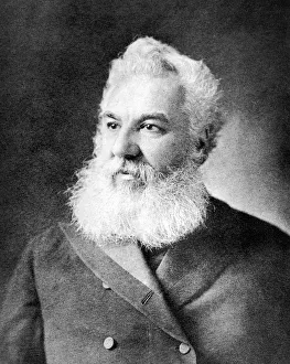 <b class=qtipBold><figcaption>Alexander Graham Bell</figcaption></b> Alexander Graham Bell