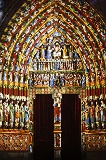 Statue Gallery: Amiens cathedral illumination Last judgment gate