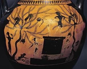 Amphora by Painter of Priam, Detail of women bathing, 520-510 B.C