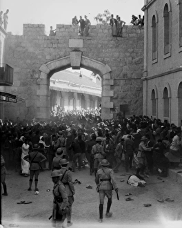 Universal images group/universal history archive outdoors/arab demonstrations 1933 Universal images group/universal history archive outdoors/arab demonstrations 1933