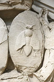 Bee sculpture at Pere Lachaise cemetery (symbol of Christ and holy Spirit) Bee sculpture at Pere Lachaise cemetery (symbol of Christ and holy Spirit)