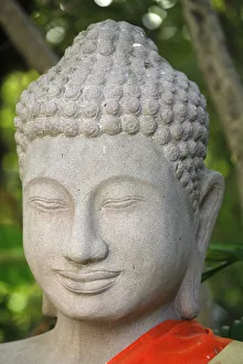 Buddha sculpture - Silver Pagoda Buddha sculpture - Silver Pagoda