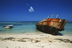 Caribbean, Dominican Republic, Southwest, Parque Nacional Jaragua, Playa Cabo Rojo Caribbean, Dominican Republic, Southwest, Parque Nacional Jaragua, Playa Cabo Rojo