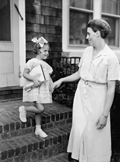 <b class=qtipBold><figcaption>The First Day Of School</figcaption></b><br>United States: c. 1930 A mother takes her daughter by the hand on the way to the first day of school.<br><em>© Underwood Archives/UIG</em> The First Day Of School