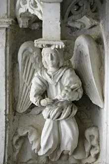 Fontevraud abbey cloister sculpture Fontevraud abbey cloister sculpture