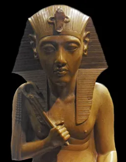 Fragment of a royal group of The Amarna Period:The latter half of the Eighteenth Fragment of a royal group of The Amarna Period:The latter half of the Eighteenth