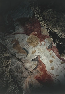 France, Aquitaine, Lascaux Grotto, Restoration intervention on upper Paleolithic cave France, Aquitaine, Lascaux Grotto, Restoration intervention on upper Paleolithic cave