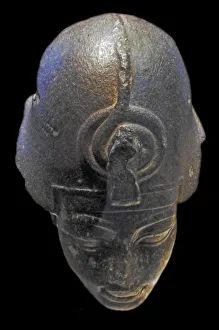 <b class=qtipBold><figcaption>Head of the king. Diorite</figcaption></b><br><em>© Universal History Archive/Universal Images Group</em> Head of the king. Diorite