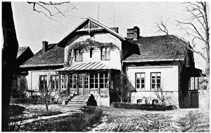 House of the Szczuki family in Poland where Manya Sklodovska (Marie Curie 1867-1934) House of the Szczuki family in Poland where Manya Sklodovska (Marie Curie 1867-1934)