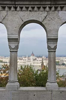 Images Dated 28th October 2012: Hungary, Budapest, view from fishermens bastion