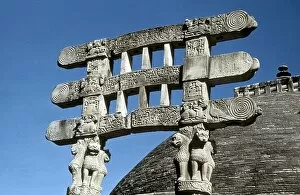 Images Dated 1st February 1754: India: Great Stupa at Sanchi, 75-50 BC